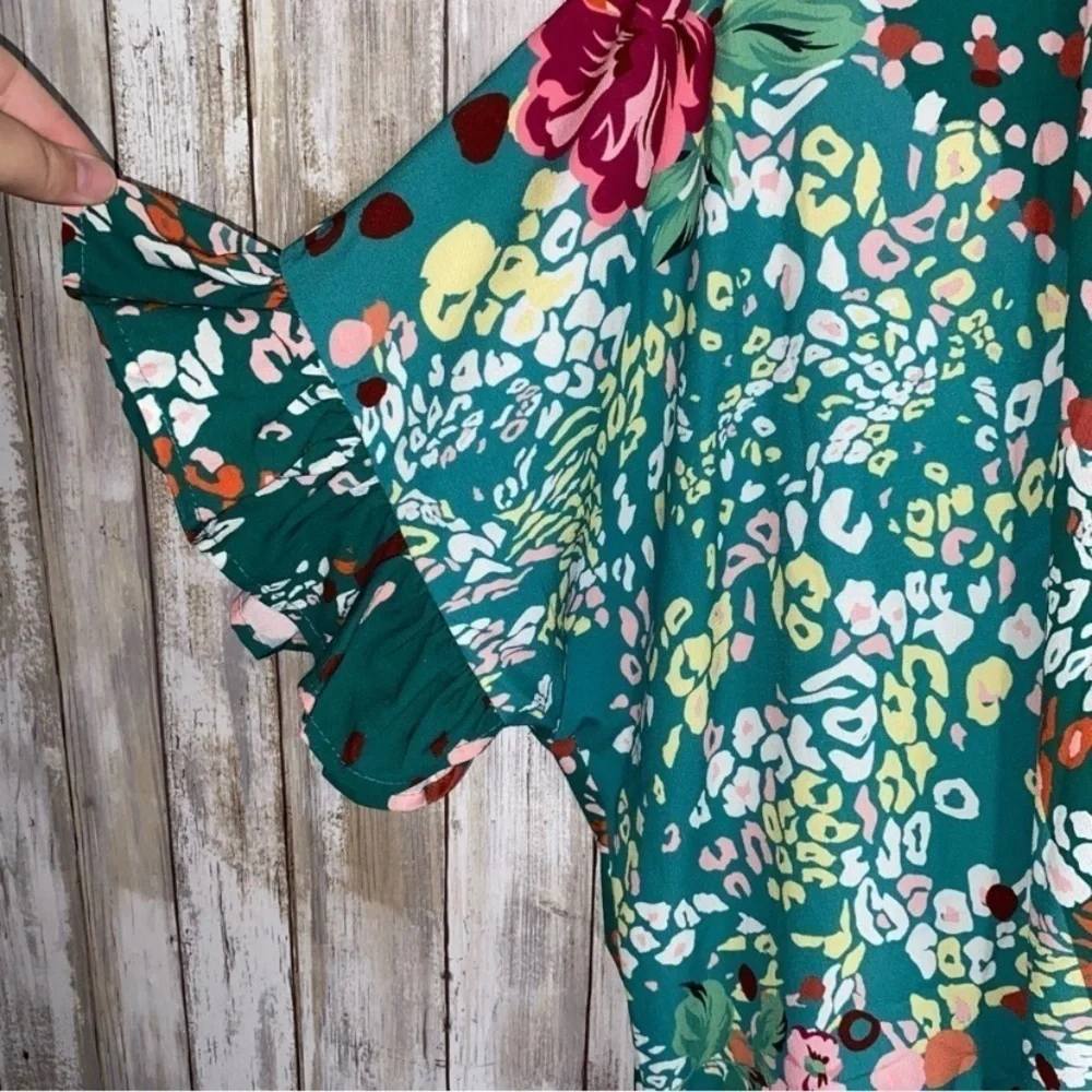 Umgee Green Leppard & Floral Open High Low Blouse - Picture 5 of 6